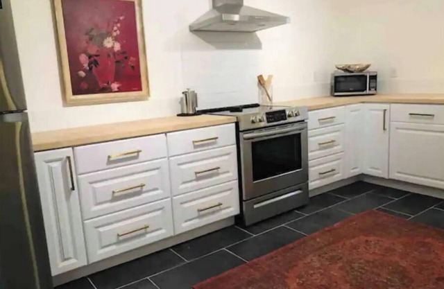 Modern spacious hidden gem close 2 ❤️ of DT Casper