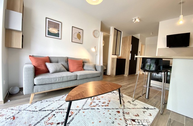 Modern Studio in Cessange + Parking