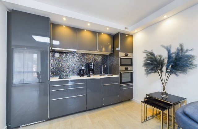 Modern Studio with Parking | 500 m to the Old Town | Smart TV | WiFi | Gdansk