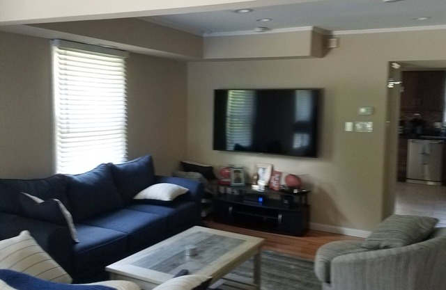 Modern three story Townhome minutes from Atlantic City and Ocean City.