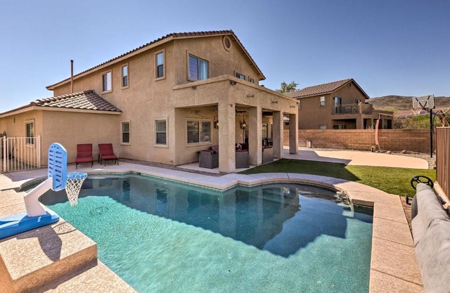 Modern Tucson Home with Patio and Saltwater Pool!