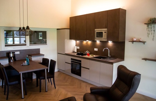 Modern vacation apartment in the countryside* Chestnut suite *