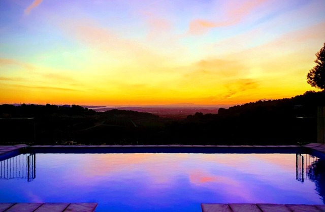 Modern villa with large private pool & far reaching sea views Catadau, Valencia