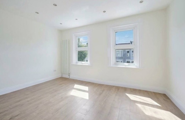 Modern Wimbledon apartment - 20 mins to central London
