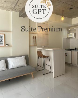 Moderna Suite GPT con piscina