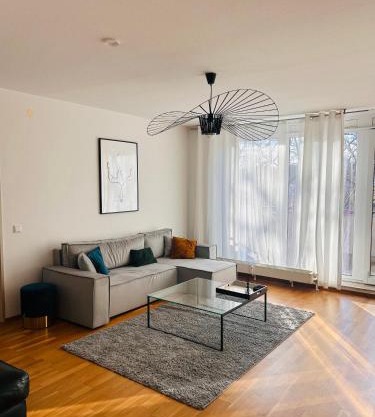 Moderne (Messe-)Wohnung in zentraler Lage