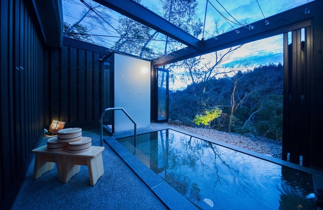 Momijiya Honkan Takao Sansou