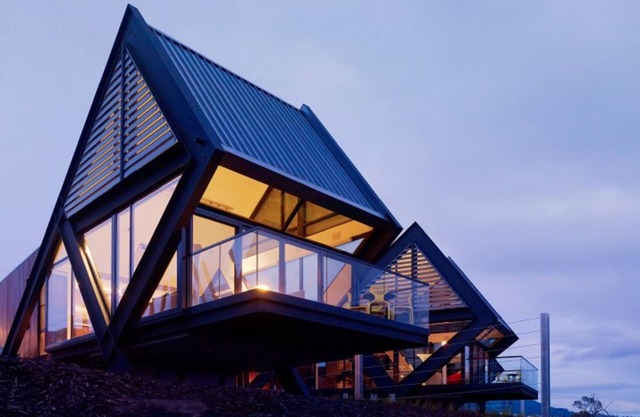 Mona Pavilions