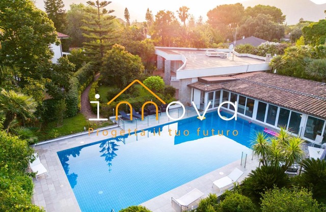 Mondello luxury villa con piscina