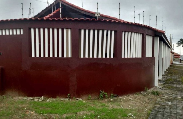 MONGAGUA BEACH HOUSE