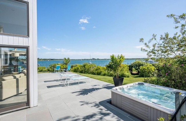 Montauk Lake House