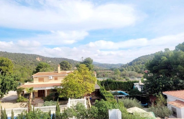 Montevistas Retreat - Cycling, Hiking, Relaxation , Yoga, 25 Minutes Valencia
