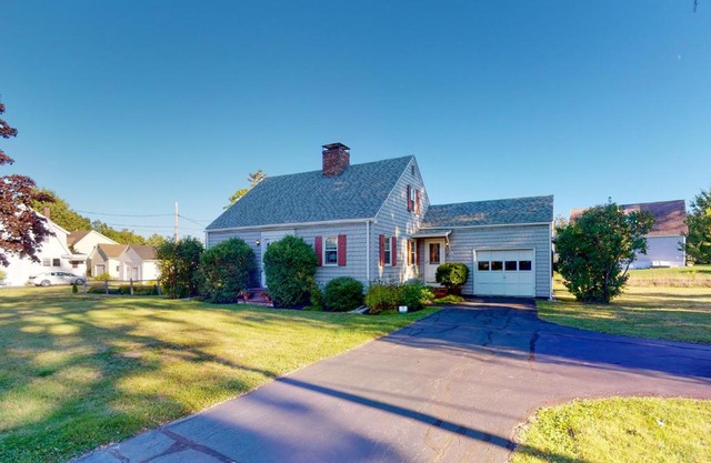 Montgomery Cottage