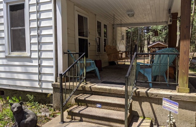 Montgomery Run cabin located in a secluded wooded area close to Clearfield, PA