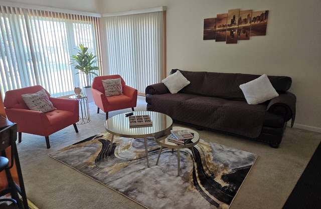 Monthly Specials! Cozy Home away from Home