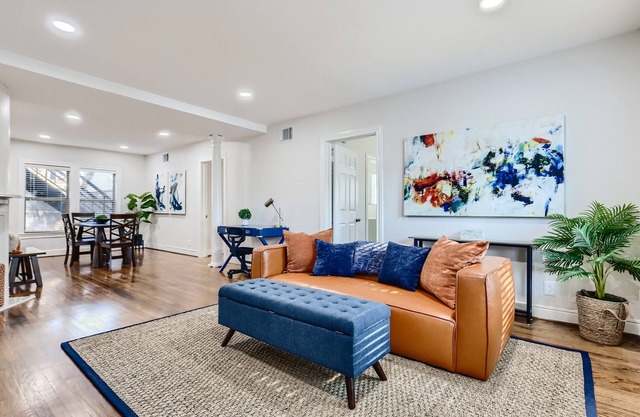 Montrose Compound 15 Bed + 9 Bath Pet Friendly