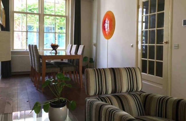 Monumental House with Sunny Roof Terrace and Breakfast
