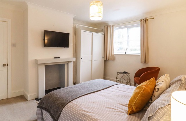 MOORFIELD TERRACE in Maidenhead