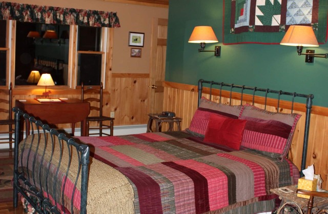 Moose Room | Waterfront | Adirondack at Kiwassa Lake Inn/B&B
