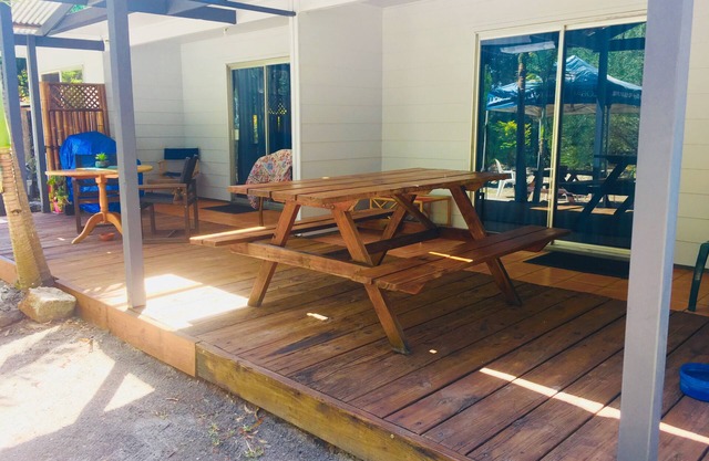 Moreton Island Beach house at Bulwer ‘Miss De’ Barge’
