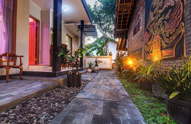 Morobudur Homestay