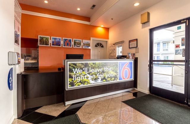 Motel 6 San Rafael, CA