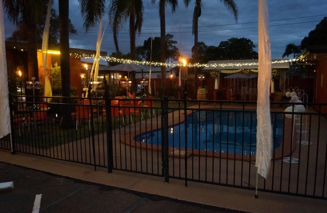 Motel Oasis