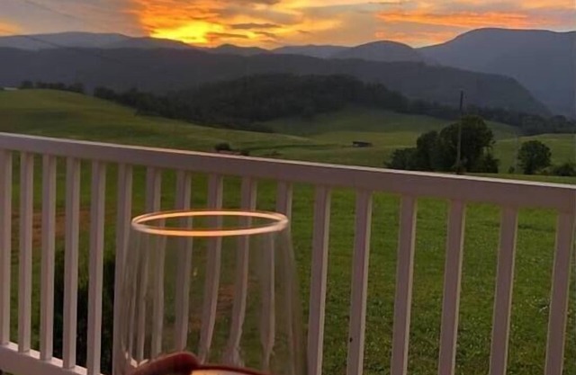 Mountain farmhouse on 300 + acres with million$views