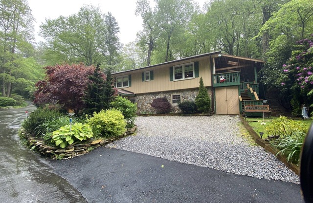 Mountain Oasis Retreat with Skiing, Beach and Golf.