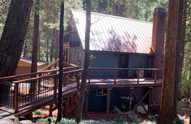 Mountain Retreat in Pollock Pines