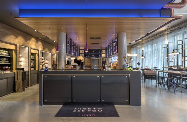 Moxy Glasgow Merchant City