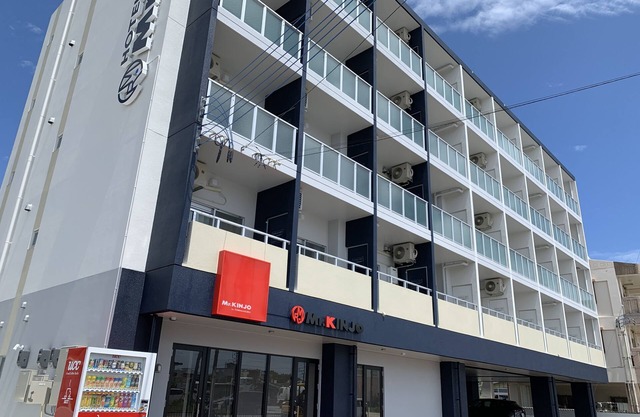 Mr.KINJO in Tomigusuku