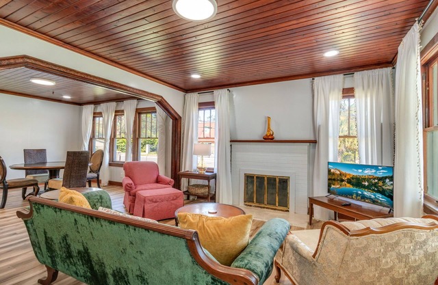 Ms. Jackson Bungalow