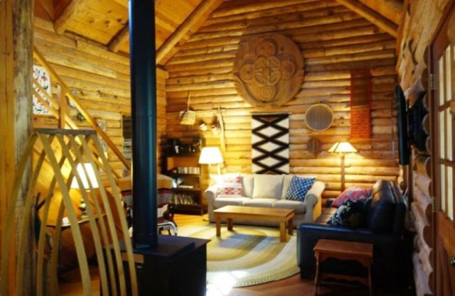 Mt Ashland Homestead, Ashland 10m., 40 acres ridgetop old forest, right by PCT
