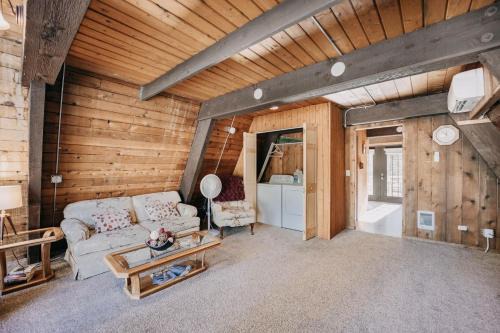 Mt Baker Apt, Pets OK, WIFI and AC