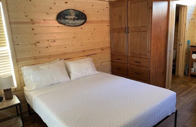 Mt Lemmon Summerhaven Pet Friendly Cabin 15