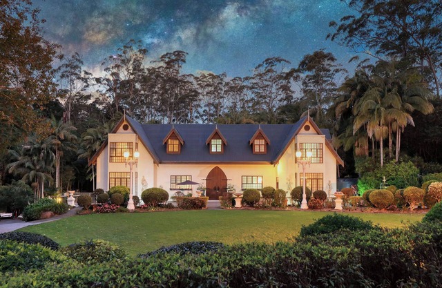 Mt Tamborine Stonehaven Boutique Hotel