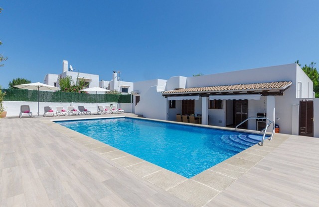 Murta 26 - Villa With Private Pool In Sa Coma