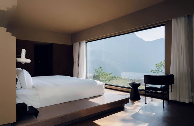 MUUA Hotel