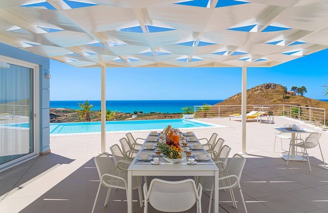 My Rental Homes - Villa Montallegro with pool with whirlpool e panoramic terraces