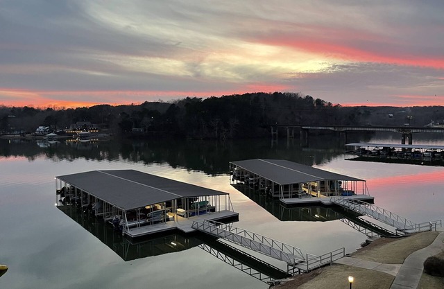 My Serenity on Smith Lake - Crane Hill , AL