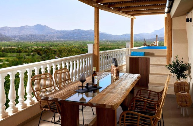 Mylostassi Villas with Balcony Plunge Pool