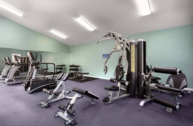 Myrtle Beach Golf Villa | Pool View | Blocks from Beach | Magnolia Pointe Luster Leaf 4895-203