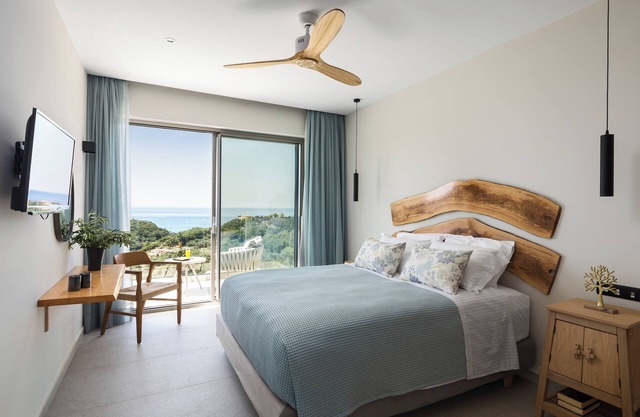 Myrtus can sleep up to 2 adults and 2 children until 12 years old