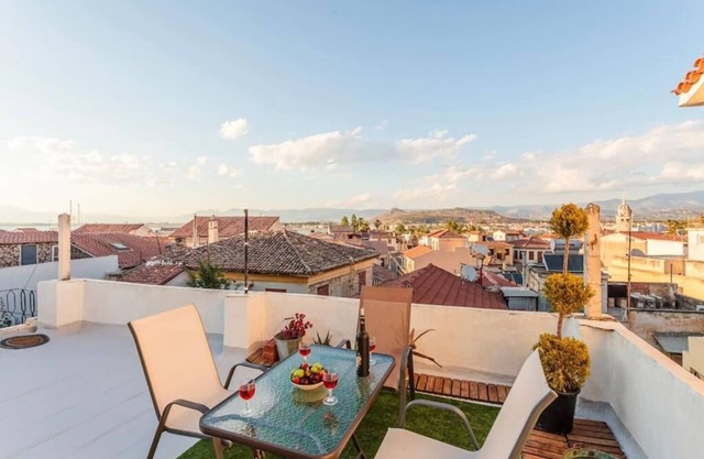 Nafplia Guesthouse 1