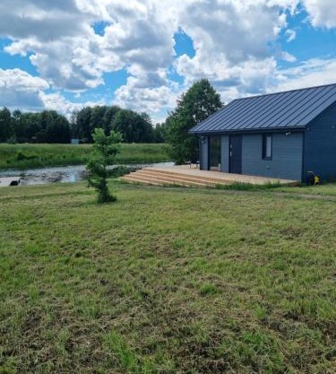 Namelis su sauna ir jakuzi