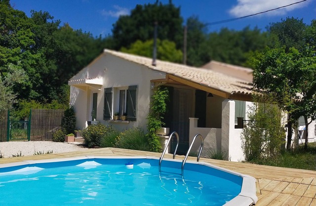 NATURE VILLA WITH PRIVATE POOL NEAR LOURMARIN VILLAGE