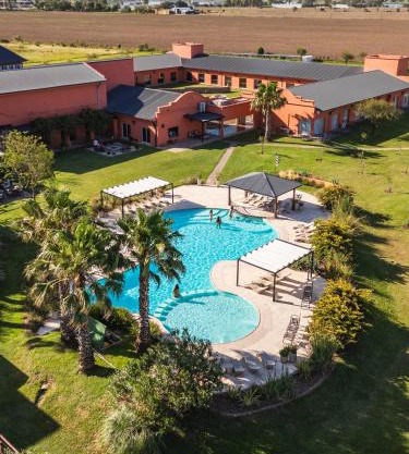 Nawan Resort Serrano