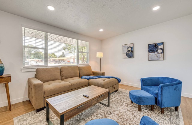 Near 4 Major Ski Resorts: Salt Lake County Getaway