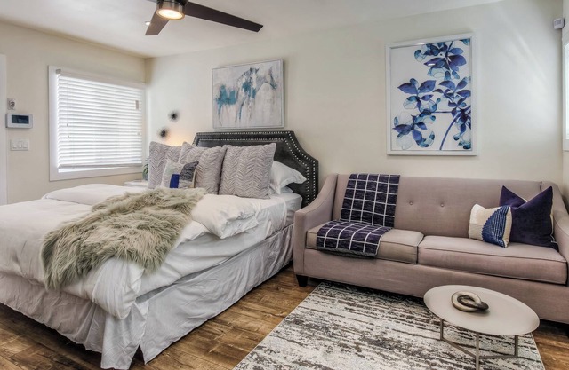 Near Downtown | Long Beach Studio Unit